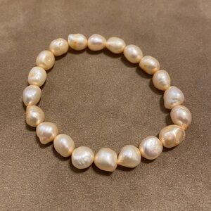 Freshwater Light Orange Pearl Stretch Bracelet